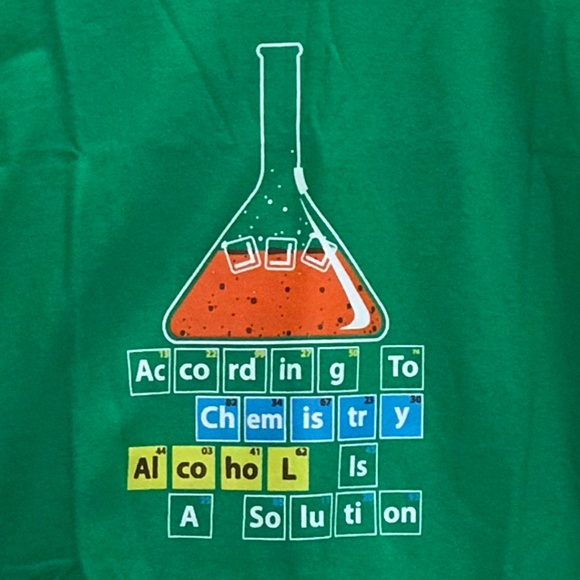 NWOT Graphic Tee T-Shirt Mens Alcohol Chemistry Solution Green Cotton Gildan - Picture 1 of 2